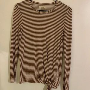 brown and white small madewell long sleeve
